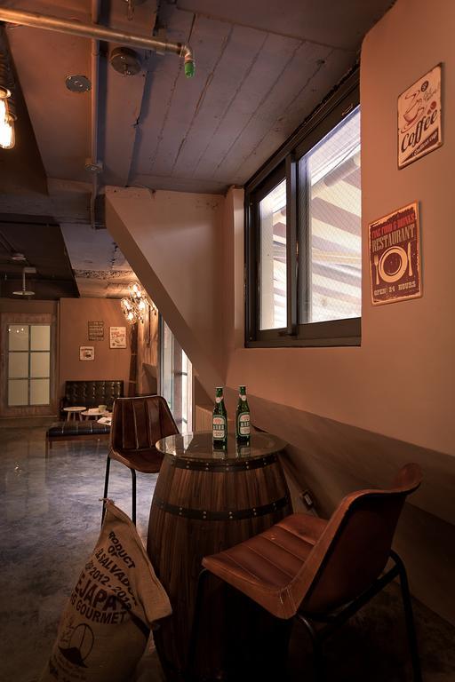 טאיפיי Ximen Wow Hostel מראה חיצוני תמונה